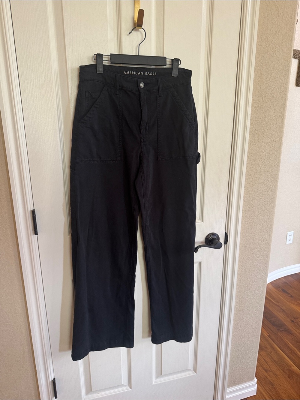 American Eagle super high-rise baggy wide leg black size 4 pants.